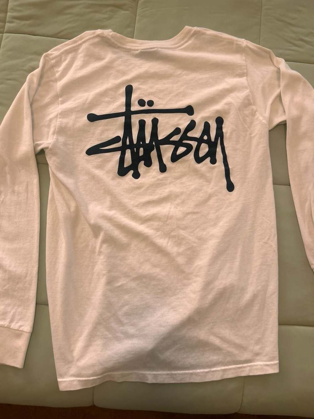 Stussy Basic Stüssy Long-Sleeve T-Shirt in White with Black Logo